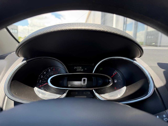 Renault - clio - 0.9 tce zen - personenauto - 2017 - afbeelding 7 van  26