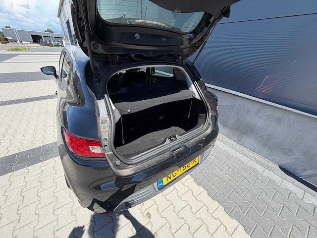 Renault - clio - 0.9 tce zen - personenauto - 2017 - afbeelding 10 van  26
