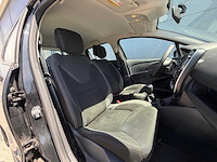 Renault - clio - 0.9 tce zen - personenauto - 2017 - afbeelding 11 van  26