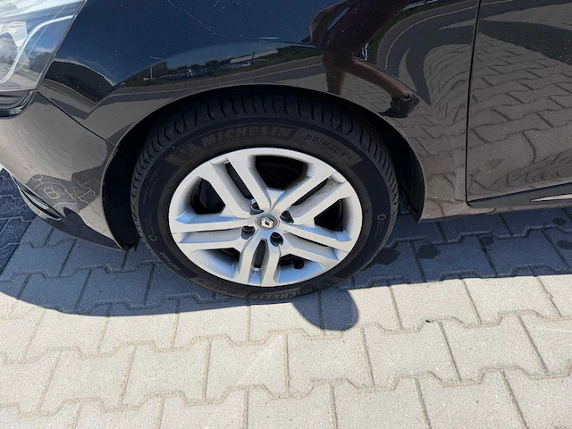 Renault - clio - 0.9 tce zen - personenauto - 2017 - afbeelding 19 van  27