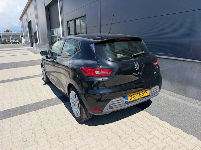 Renault - clio - 0.9 tce zen - personenauto - 2017 - afbeelding 21 van  27
