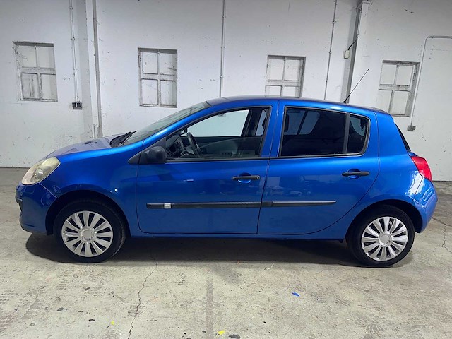 Renault - clio - 1.2-16v authentique - 67-sl-kf - afbeelding 10 van  17