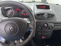 Renault - clio - 1.2-16v authentique - 67-sl-kf - afbeelding 17 van  17