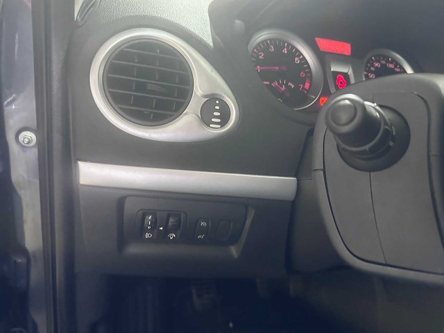 Renault - clio - 1.2-16v collection - 35-hvp-9 - afbeelding 3 van  19