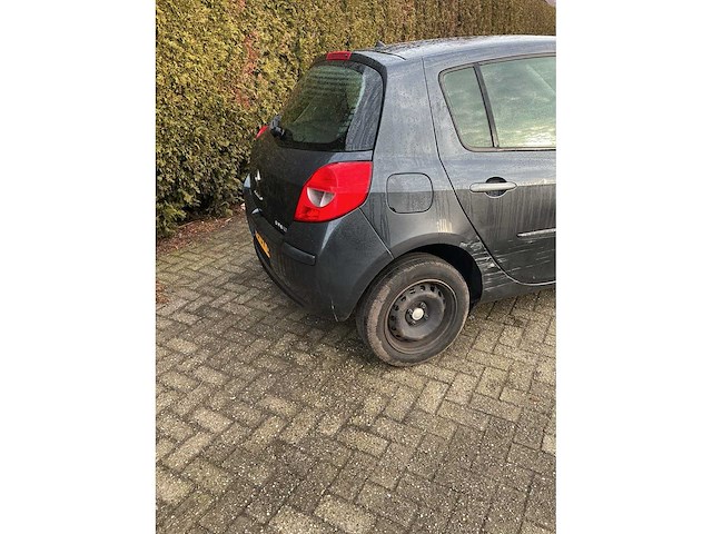 Renault - clio - 1.2-16v team spirit - 90-sv-gp - afbeelding 10 van  14