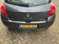 Renault - clio - 1.2-16v team spirit - 90-sv-gp - afbeelding 11 van  14