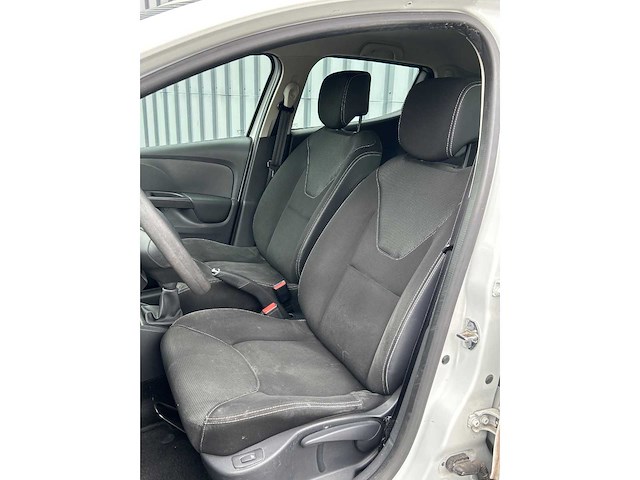 Renault - clio - 1.2 night & day - car - 2015 - afbeelding 3 van  26