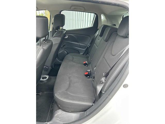 Renault - clio - 1.2 night & day - car - 2015 - afbeelding 8 van  26