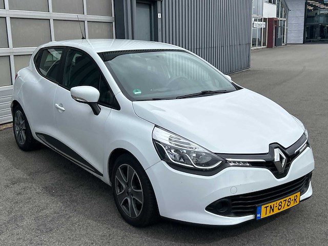 Renault - clio - 1.2 night & day - car - 2015 - afbeelding 20 van  26