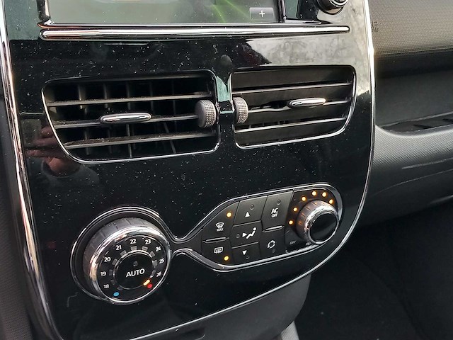 Renault - clio - 1.5 dci panoramadak - personenauto - afbeelding 3 van  19