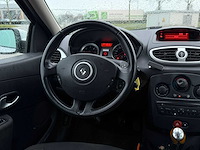 Renault - clio - 1.5 dci parisienne - car - 2011|96-pzn-7|iaw - afbeelding 8 van  22