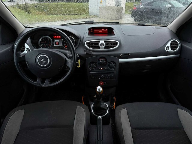 Renault - clio - 1.5 dci parisienne - car - 2011|96-pzn-7|iaw - afbeelding 9 van  22