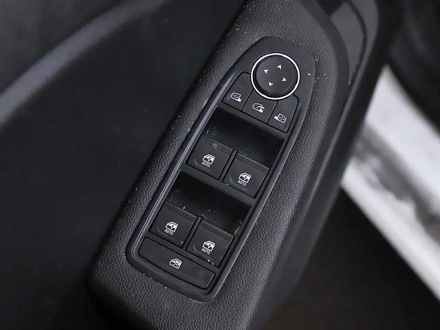 Renault - clio - 1.6 etfh 145 evolut. - car - 2024|gzk-85-h|iaw - afbeelding 2 van  25