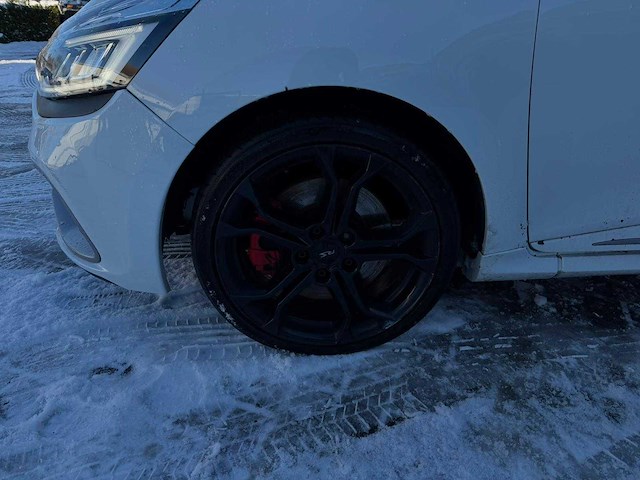 Renault - clio - 1.6 r.s. - car - 2013|r-679-fz|iaw - afbeelding 19 van  19
