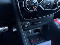 Renault - clio - 1.6 r.s. - car - 2013|r-679-fz|iaw - afbeelding 7 van  19