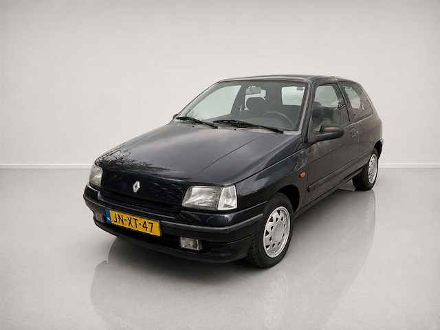 Renault - clio - clio - oldtimer - afbeelding 1 van  8