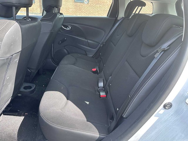 Renault - clio estate - 0.9 tce expression - jh-454-n - 2016 - afbeelding 7 van  18