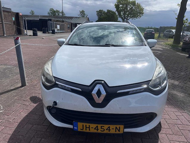 Renault - clio estate - 0.9 tce expression - jh-454-n - 2016 - afbeelding 15 van  18