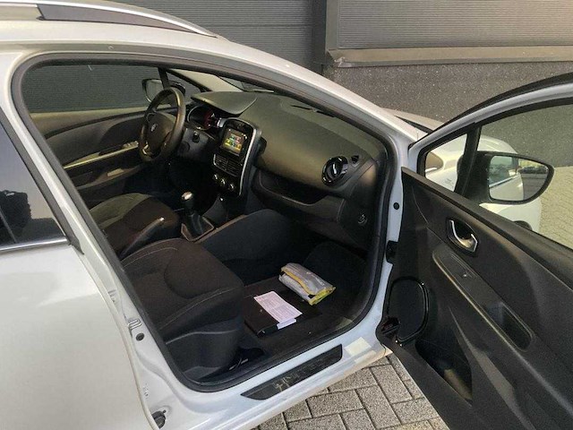 Renault - clio estate - 0.9 tce limited - car - 2019 - afbeelding 6 van  24