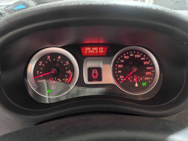 Renault - clio estate - 1.2 tce corporate - 61-zl-dt - afbeelding 3 van  20