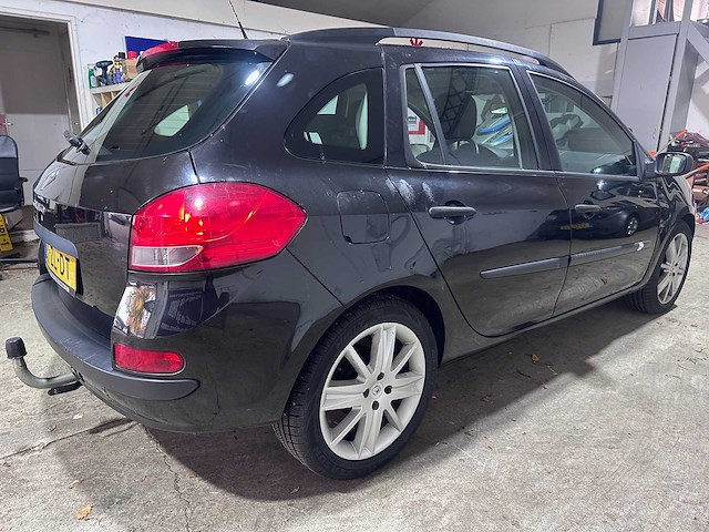 Renault - clio estate - 1.2 tce corporate - 61-zl-dt - afbeelding 16 van  20