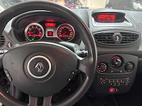 Renault - clio estate - 1.2 tce corporate - 61-zl-dt - afbeelding 20 van  20