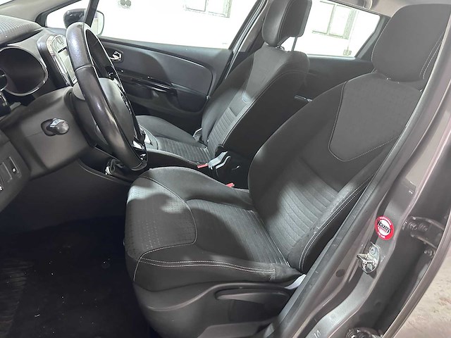 Renault - clio estate - 1.5 dci expression - 3-sxv-78- 2014 - afbeelding 5 van  18