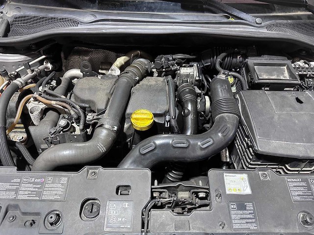 Renault - clio estate - 1.5 dci expression - 3-sxv-78- 2014 - afbeelding 9 van  18