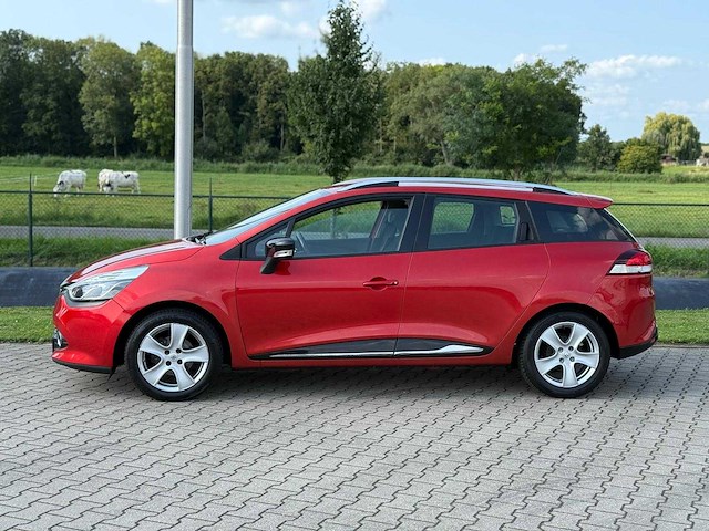 Renault - clio estate - 1.5 dci expression - car - 2015|1-zfp-63|iaw - afbeelding 9 van  18