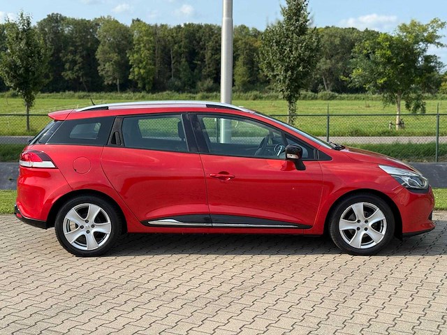 Renault - clio estate - 1.5 dci expression - car - 2015|1-zfp-63|iaw - afbeelding 10 van  15