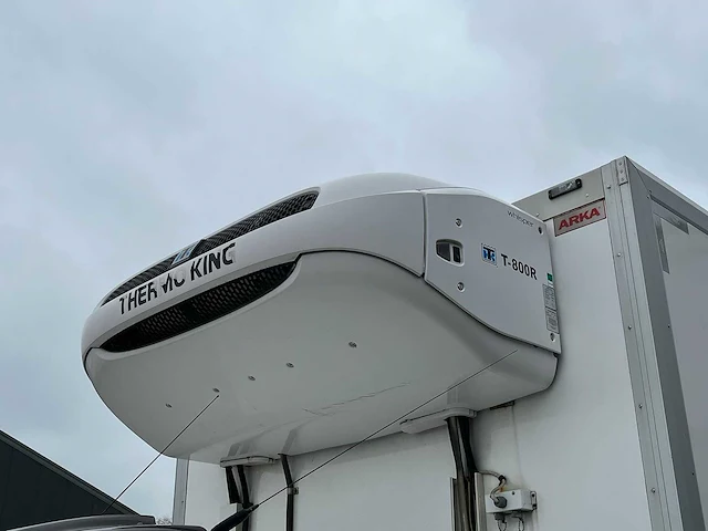 Renault - d210 - koeltruck - handgeschakeld - bloemen - thermo king t800-r 2019 - vrachtwagen - afbeelding 5 van  23