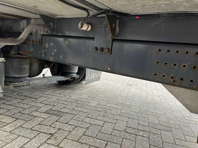 Renault - d210 - koeltruck - handgeschakeld - bloemen - thermo king t800-r 2019 - vrachtwagen - afbeelding 7 van  23