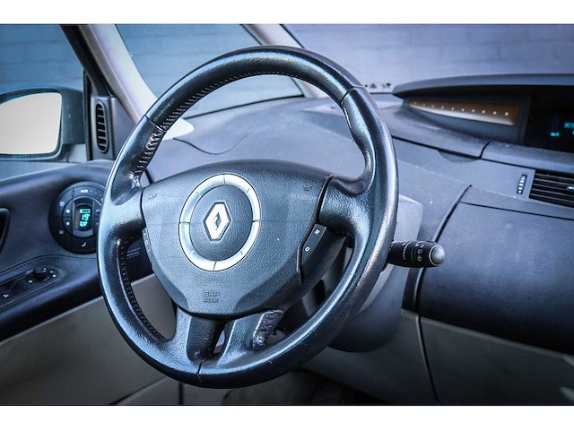 Renault - grand espace - 3.5 v6 initiale 55-sv-zj - afbeelding 18 van  19