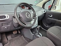 Renault - grand modus - 2011 - 1.6-16v dynamique - 01-pbh-2 - personenauto - afbeelding 15 van  24