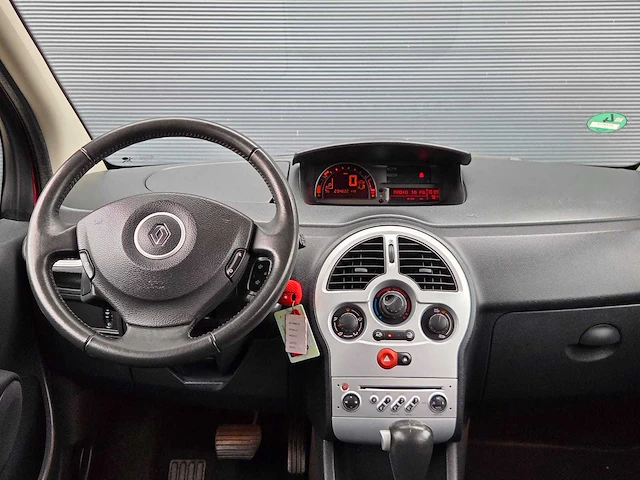 Renault - grand modus - 2011 - 1.6-16v dynamique - 01-pbh-2 - personenauto - afbeelding 2 van  13