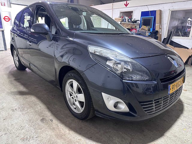 Renault - grand scénic - 2.0 dynamique 7p. - (voorheen 91-kgj-2- 2009 - afbeelding 17 van  21