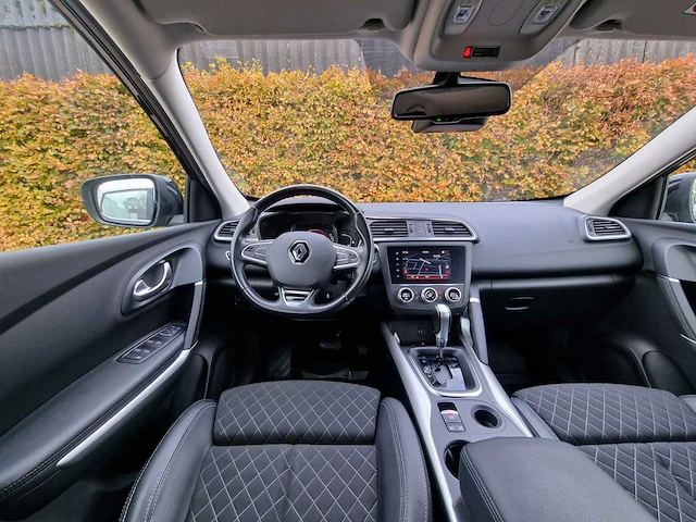 Renault - kadjar - 1.3 tce techno - 2021 - jjj-35-d - personenauto - afbeelding 18 van  21