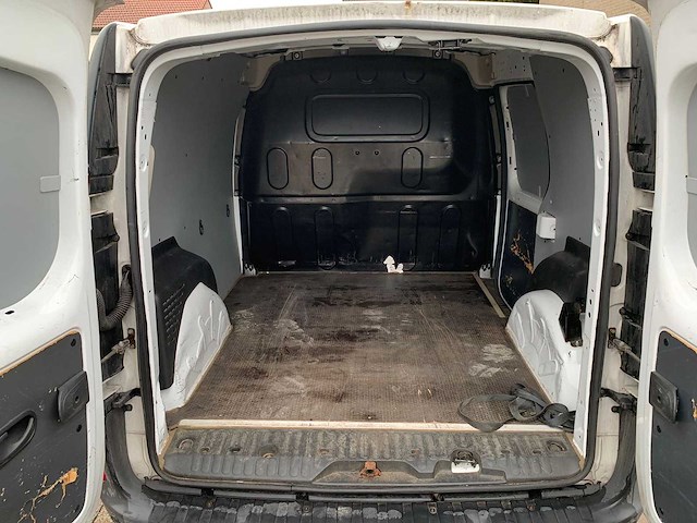 Renault - kangoo - 1.5 dci 75 comfort - v-296-jp - afbeelding 6 van  13