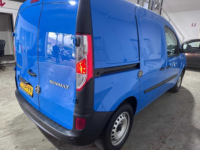Renault - kangoo - 1.5 dci 75 comfort - van - afbeelding 13 van  18
