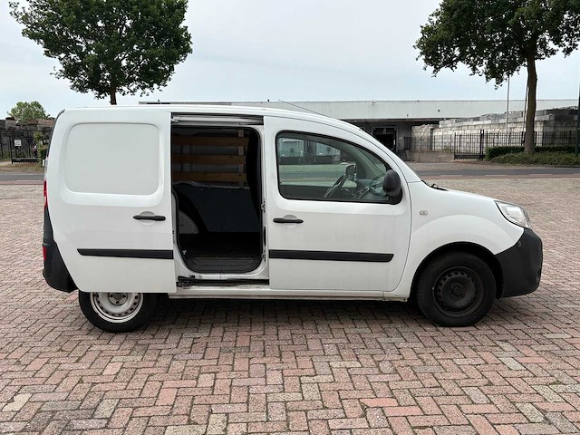 Renault - kangoo - 1.5 dci 75 comfort - van - afbeelding 13 van  14