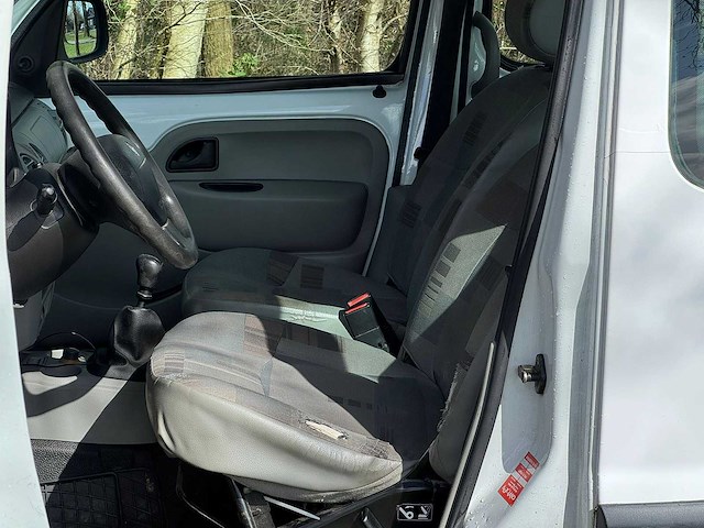 Renault - kangoo - 4x4 - 2006 - personenauto - afbeelding 11 van  13