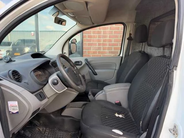 Renault - kangoo express - 1.5 dci 75 expr.comf - van - afbeelding 8 van  19