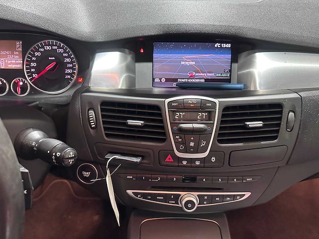 Renault - laguna coupé 3.5 v6 initiale automaat- 94-hzd-9 - afbeelding 18 van  20