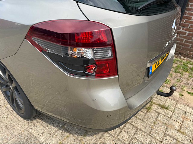 Renault - laguna estate - 1.5 dci executive - personenauto - 2012 - afbeelding 8 van  24