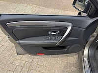 Renault - laguna estate - 1.5 dci executive - personenauto - 2012 - afbeelding 9 van  24