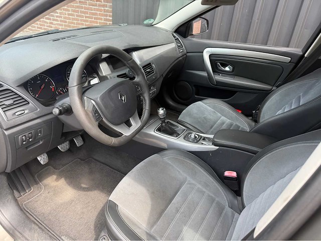 Renault - laguna estate - 1.5 dci executive - personenauto - 2012 - afbeelding 24 van  24
