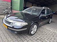Renault - laguna grand tour - 1.8-16v tech line - 28-pn-nv- 2004 - afbeelding 1 van  11