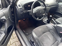 Renault - laguna grand tour - 1.8-16v tech line - 28-pn-nv- 2004 - afbeelding 10 van  11