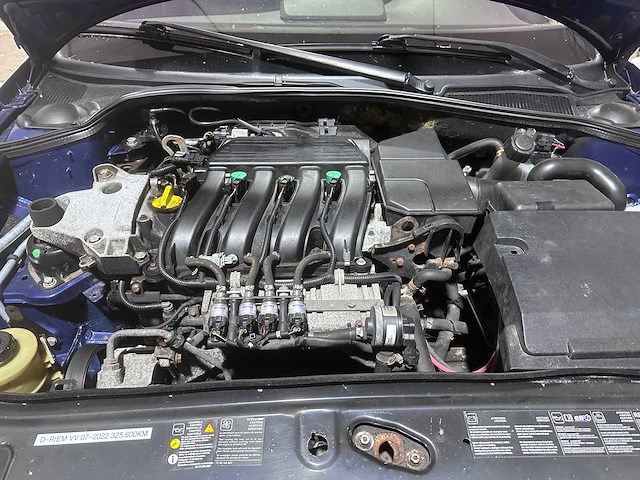 Renault - laguna grand tour - 2.0-16v tech line lpg- 22-xk-pk- 2007 - afbeelding 5 van  18