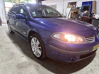 Renault - laguna grand tour - 2.0-16v tech line lpg- 22-xk-pk- 2007 - afbeelding 9 van  18